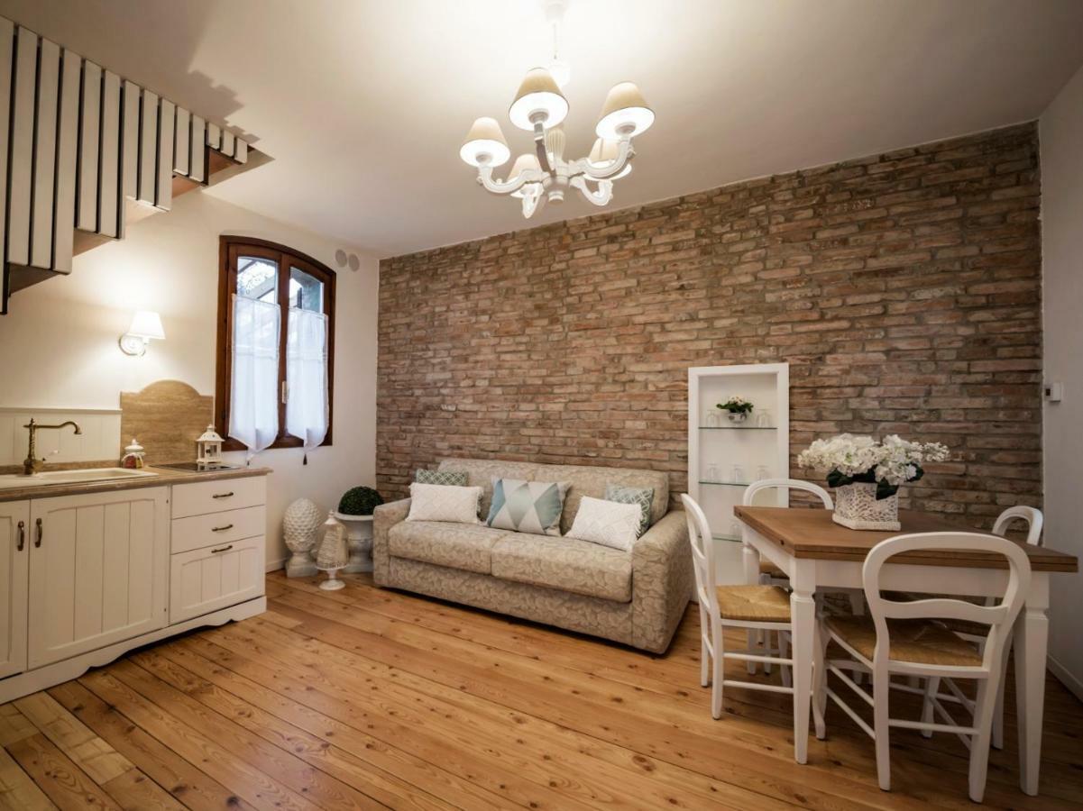 Accademia Al Colle Apartment Bologna Luaran gambar