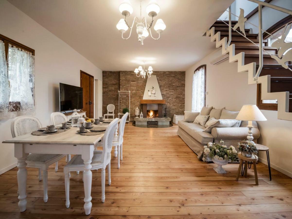 Accademia Al Colle Apartment Bologna Luaran gambar